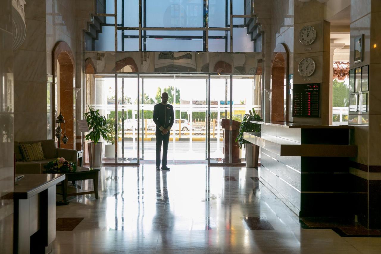 فندق رامادا باي ويندهام بيتش عجمان المظهر الخارجي الصورة